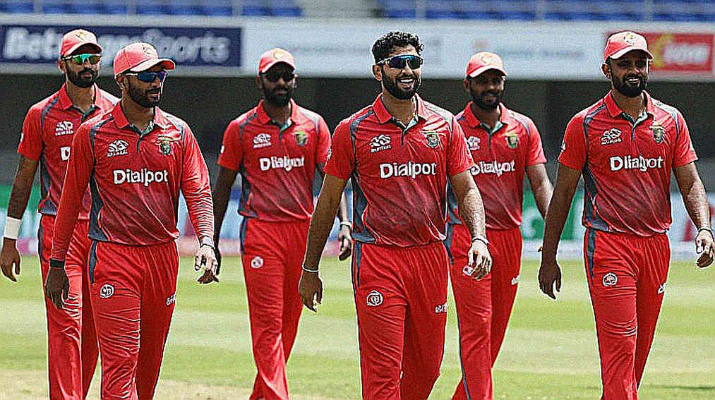 স্কোরবোর্ডের বাইরের খাতা: বাংলাদেশ-ভারত ক্রিকেটের টাকার প্রবাহে মানুষ কোথায় দাঁড়িয়ে